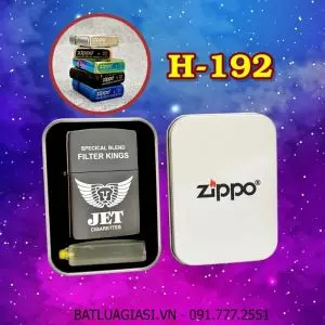 BẬT LỬA ZIPPO TRƠN BÓNG HÌNH GÓI THUỐC LÁ JET (CÓ MỘC ĐÁY) (HỘP THIẾC KÈM XĂNG) H-192 ĐEN